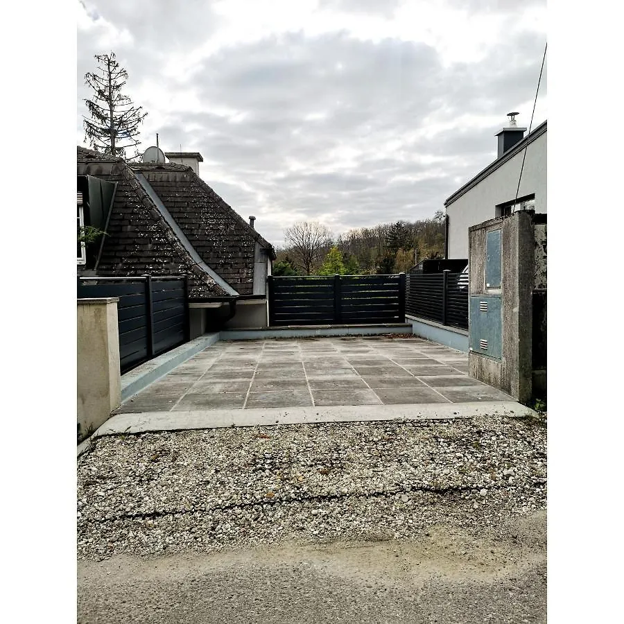 Haus Am Stadtrand / Grunruhelage Viena 0*,
