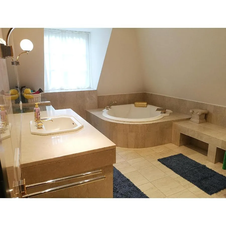 Haus Am Stadtrand / Grunruhelage Viena 0*,